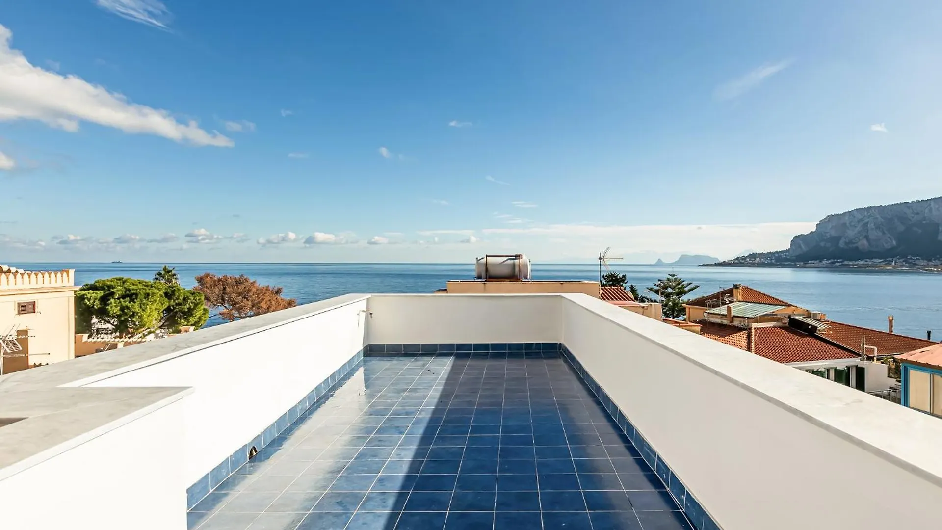 Alle Terrazze Blu - Mondello Sea View Apartment Palerme